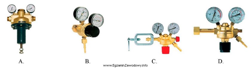 Reduktor, który należy zamocować do butli acetylenowej, przedstawiono 
